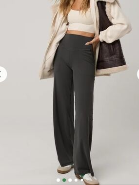 NWT OFFLINE By Aerie Real Me XTRA High Waisted Trouser